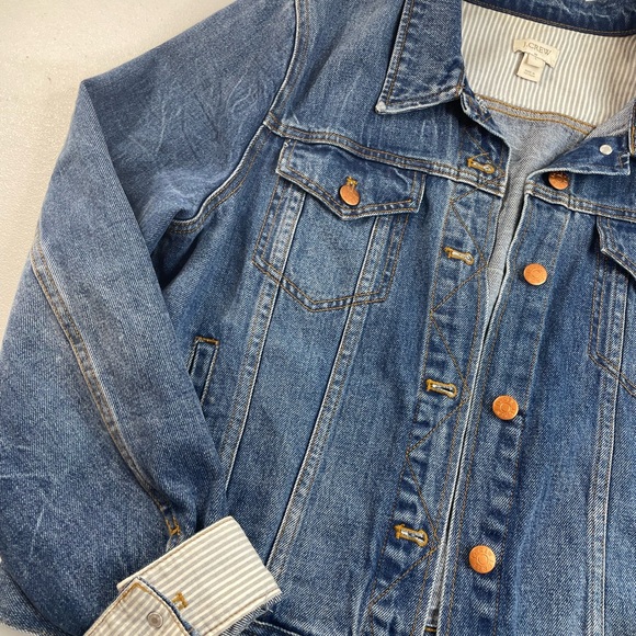 J.Crew Classic Denim Jacket Women’s Size L Blue Jean Jacket Cotton - Picture 2 of 8